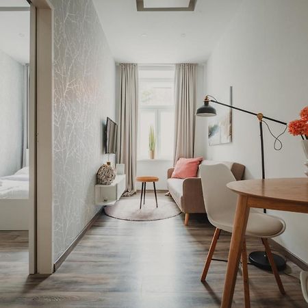 Zeus Design Apartments Sweet Home Vienna Exterior photo